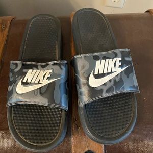 Nike men slides